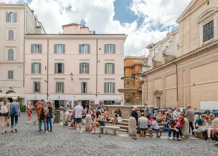 Piazzetta De' Monti 4*